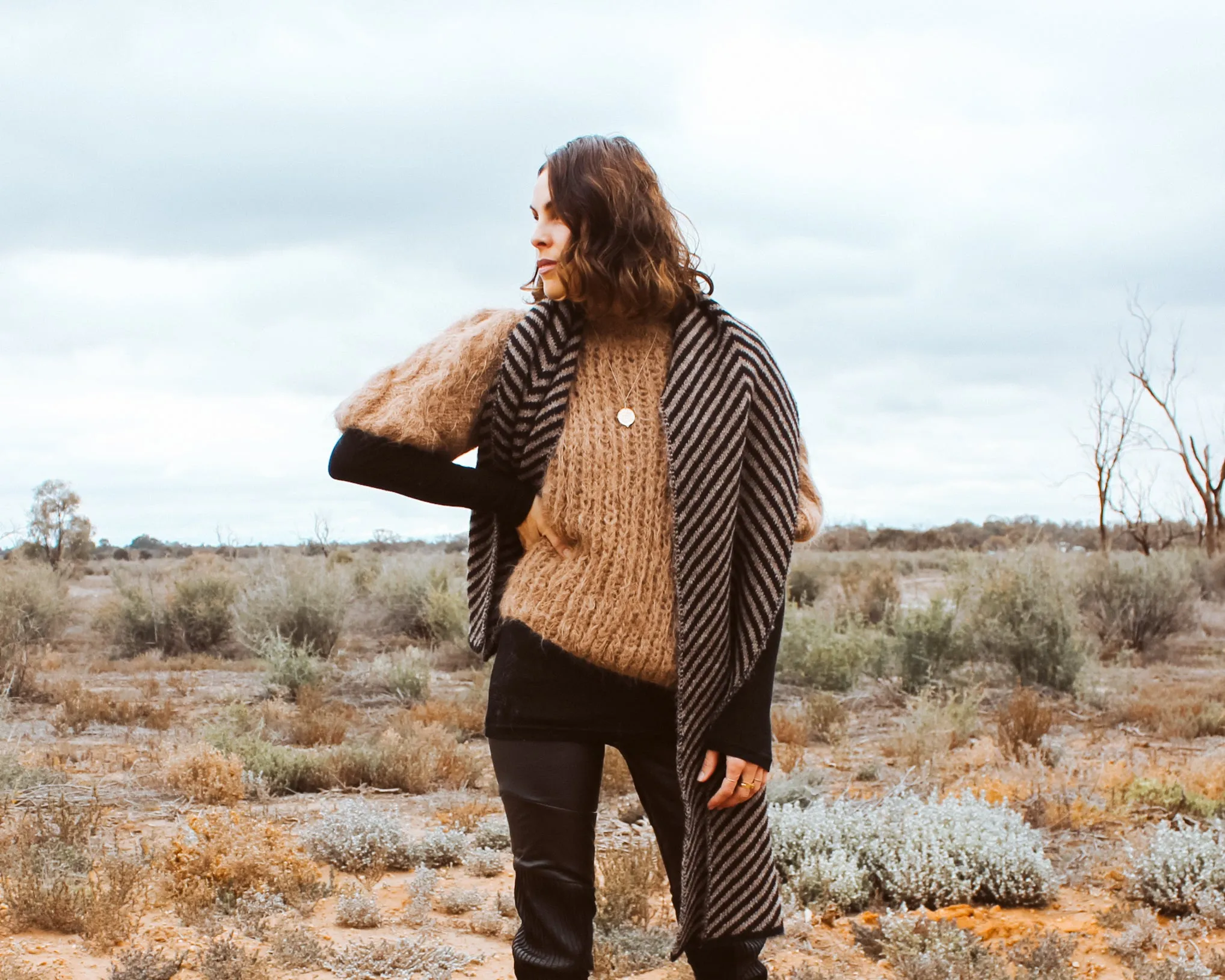Chevron scarf (Alpaca) mushroom - Black