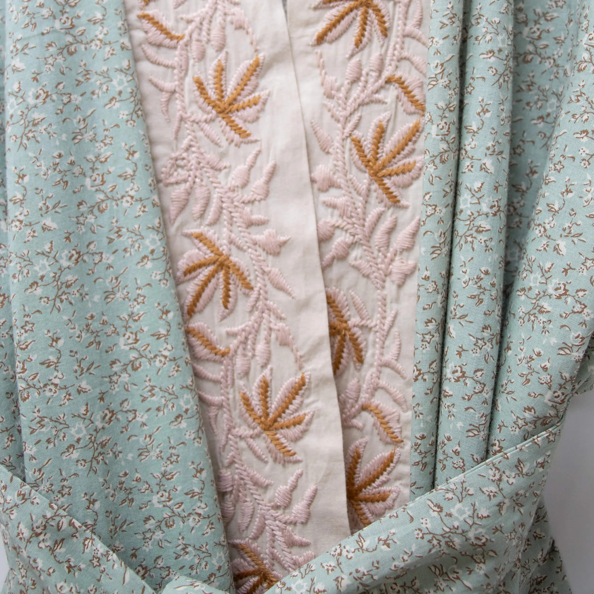 Chloe Embroidered  Women's Kimono