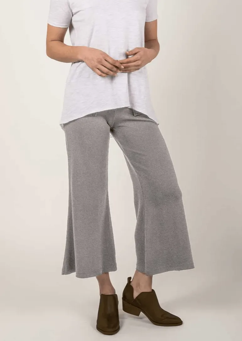 Essential Cropped Wide Leg Pant in Heather Gray