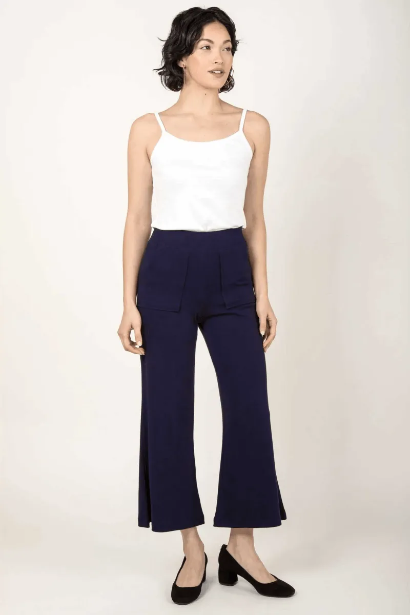 Essential Cropped Wide Leg Pant in Heather Gray