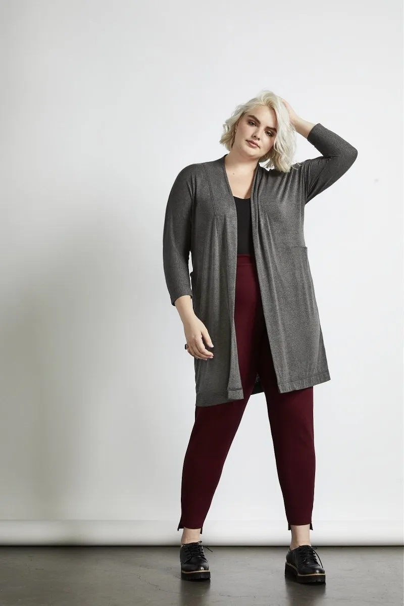 Oki Relaxed Cardi in Charcoal